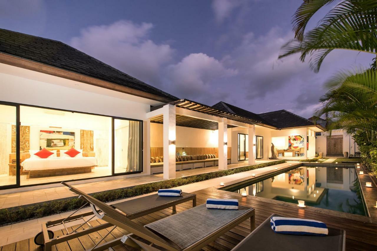 Villa Angel Семиняк Екстериор снимка